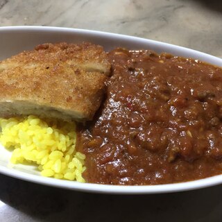 フライパンで15分で作るトマトカレー